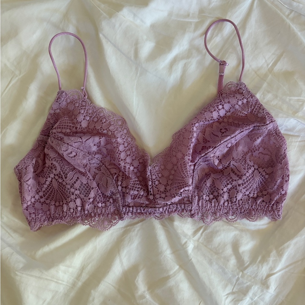 Lace Bralette in Lavender
